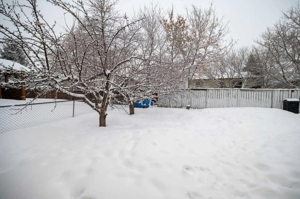 3111 Cornwall Drive Athabasca AB T9S 1N9
