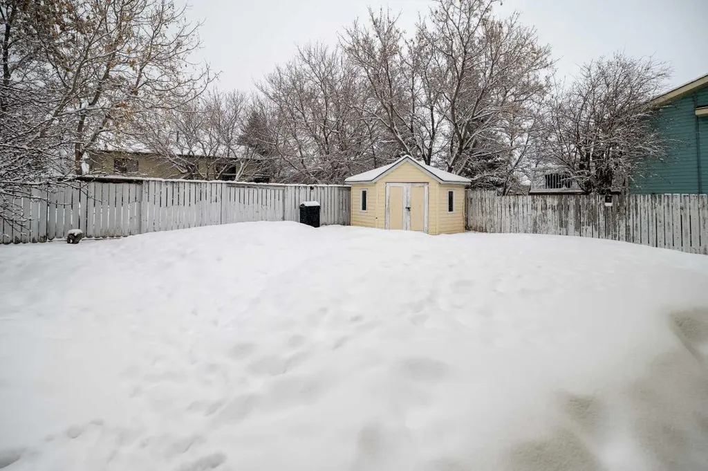 3111 Cornwall Drive Athabasca AB T9S 1N9