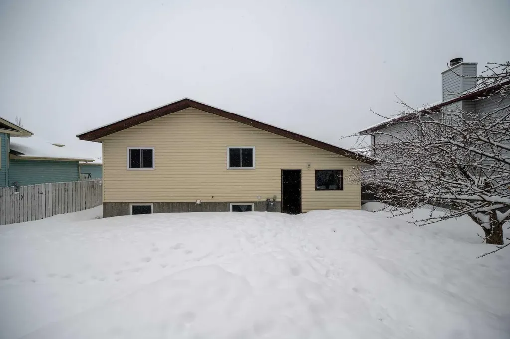 3111 Cornwall Drive Athabasca AB T9S 1N9