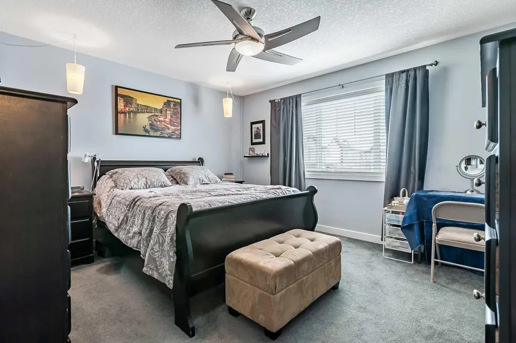 61 Drake Landing Loop Okotoks AB T1S 0N3