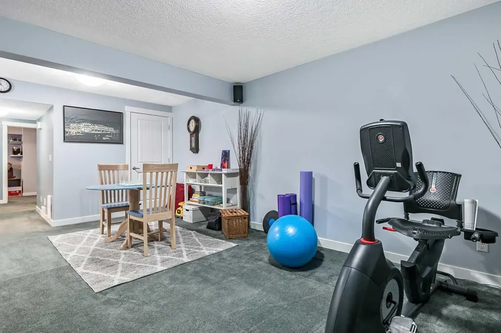 61 Drake Landing Loop Okotoks AB T1S 0N3