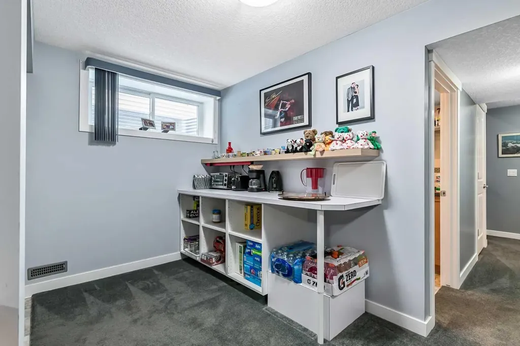 61 Drake Landing Loop Okotoks AB T1S 0N3
