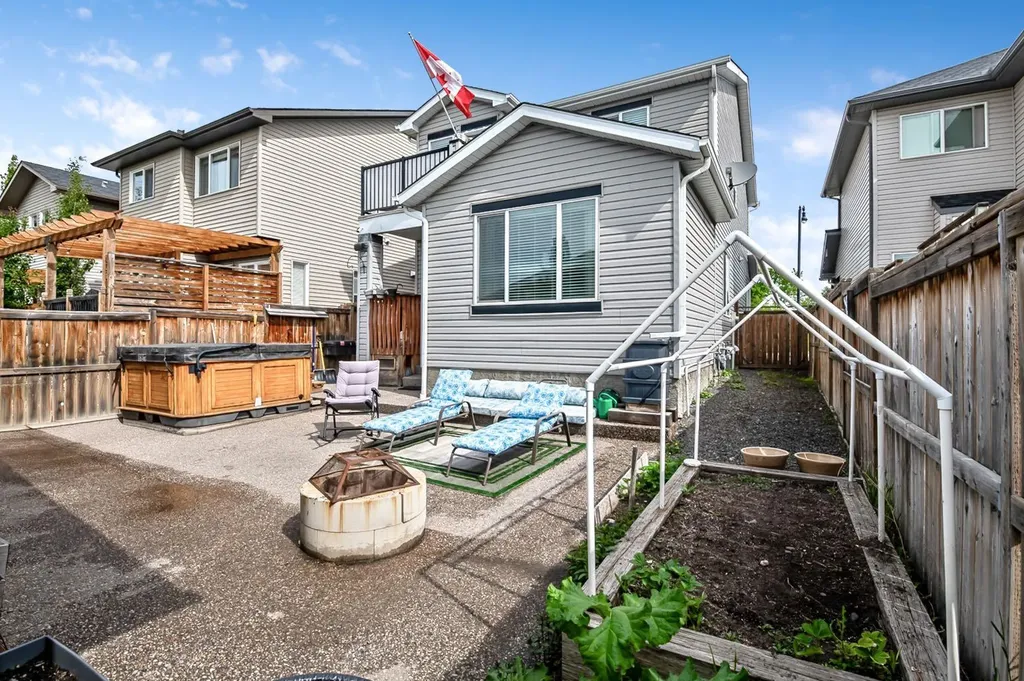 61 Drake Landing Loop Okotoks AB T1S 0N3
