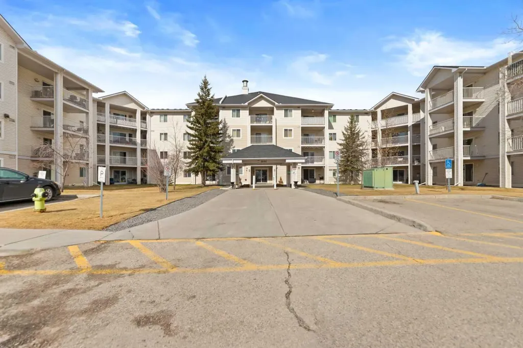6224 17 Avenue SE Calgary AB T2A 7X8