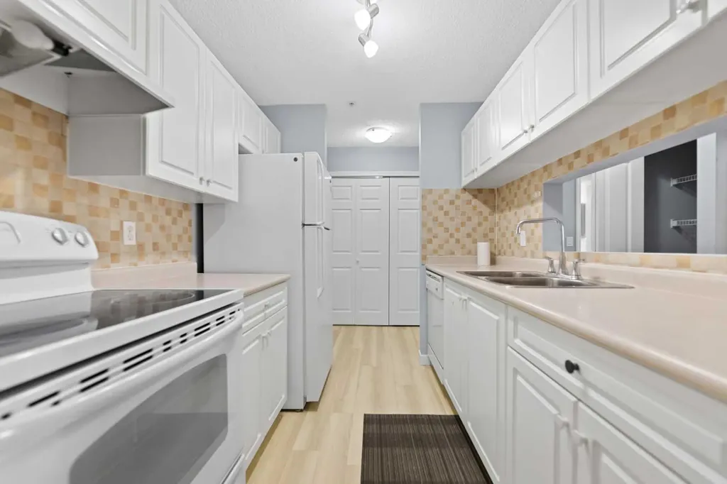 6224 17 Avenue SE Calgary AB T2A 7X8