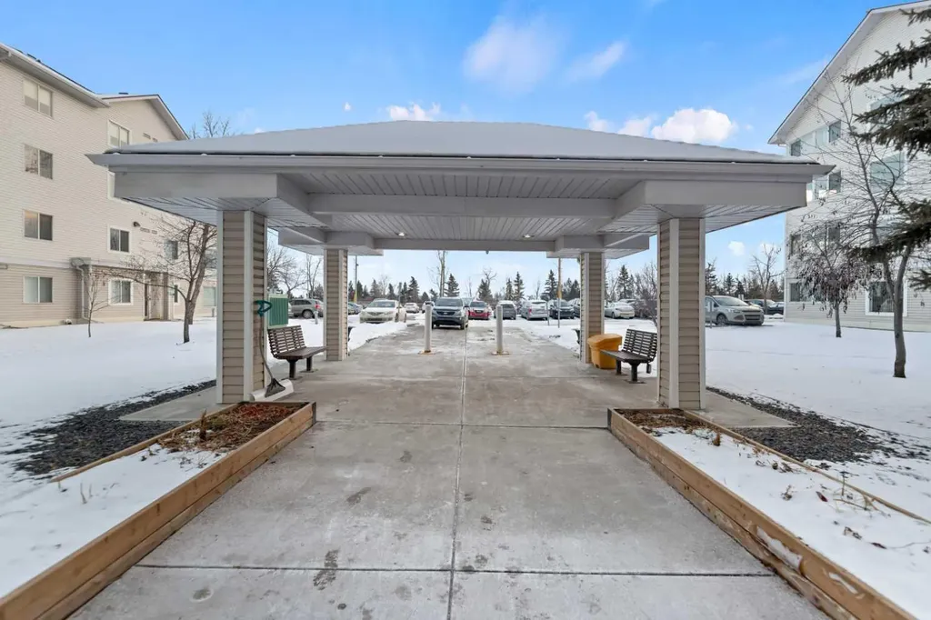 6224 17 Avenue SE Calgary AB T2A 7X8
