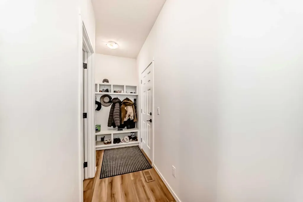 91 Walcrest Way SE Calgary AB T2X 4G2