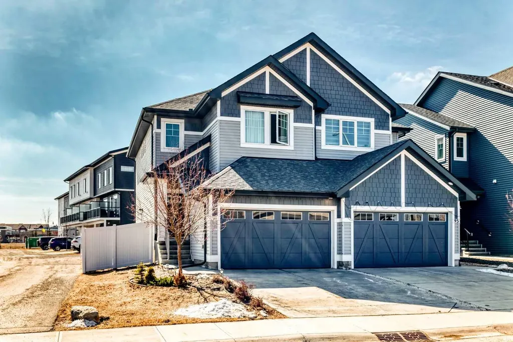 91 Walcrest Way SE Calgary AB T2X 4G2