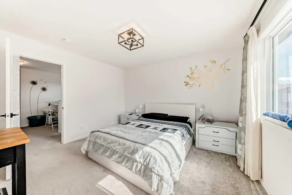 91 Walcrest Way SE Calgary AB T2X 4G2