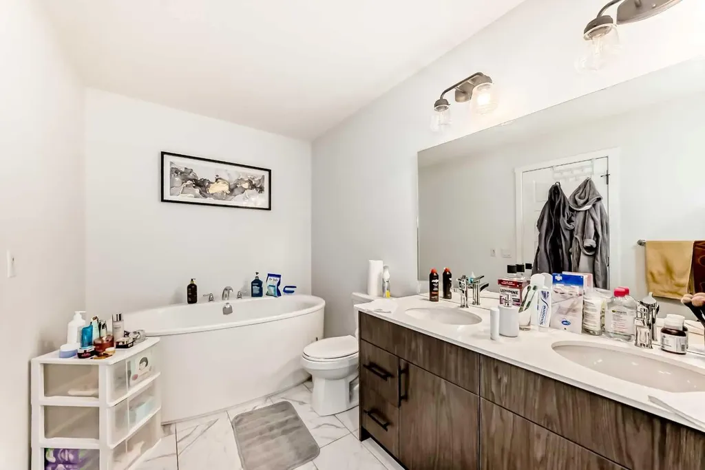 91 Walcrest Way SE Calgary AB T2X 4G2