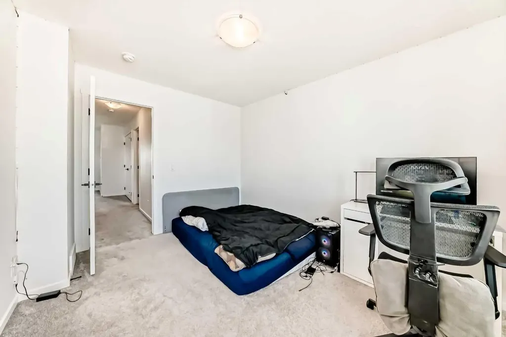 91 Walcrest Way SE Calgary AB T2X 4G2