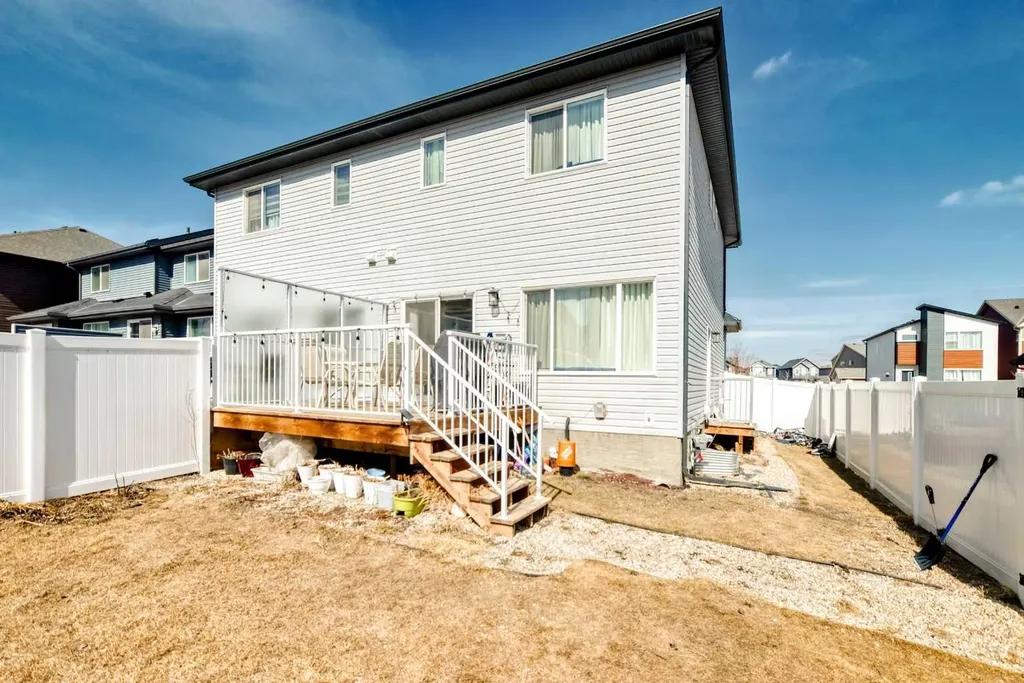 91 Walcrest Way SE Calgary AB T2X 4G2