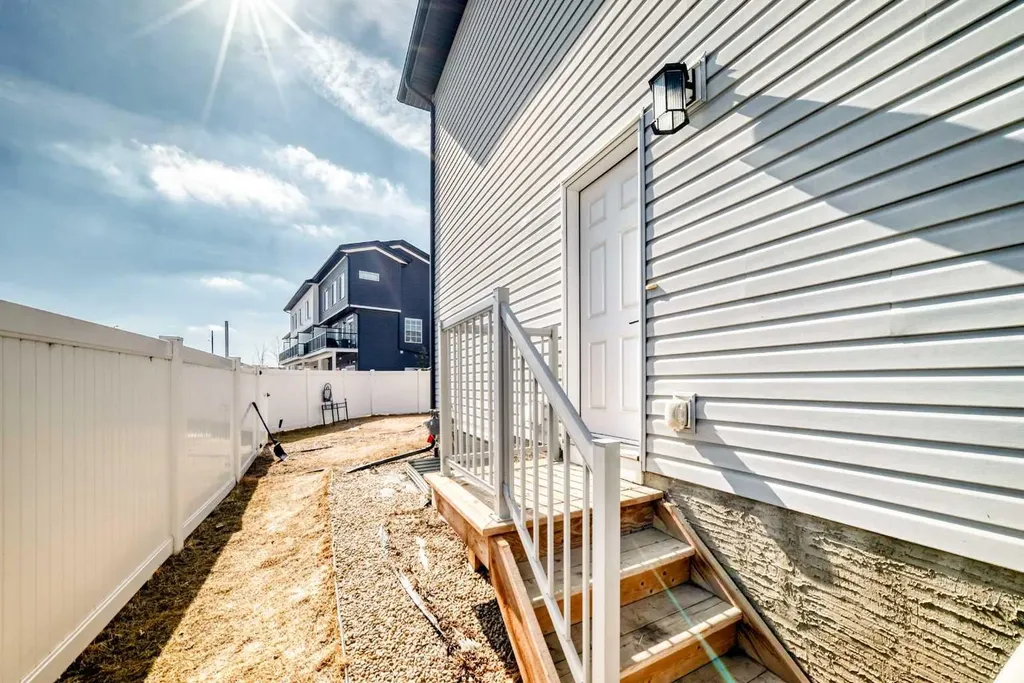 91 Walcrest Way SE Calgary AB T2X 4G2