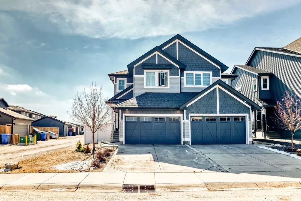 91 Walcrest Way SE Calgary AB T2X 4G2