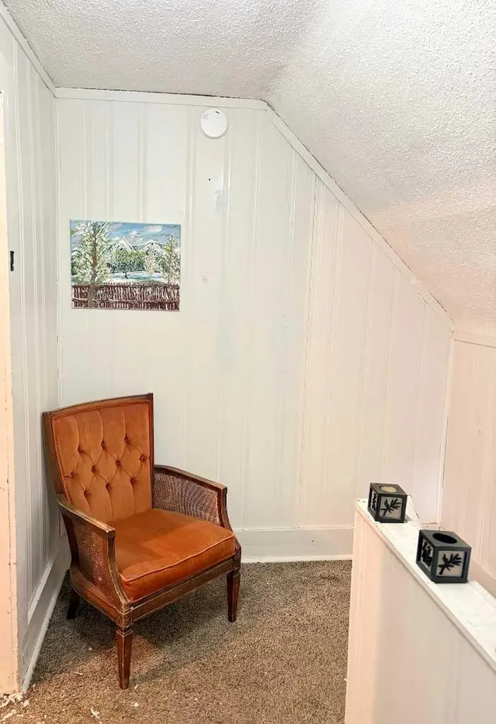5310 46 Avenue Vermilion AB T9X 1X8