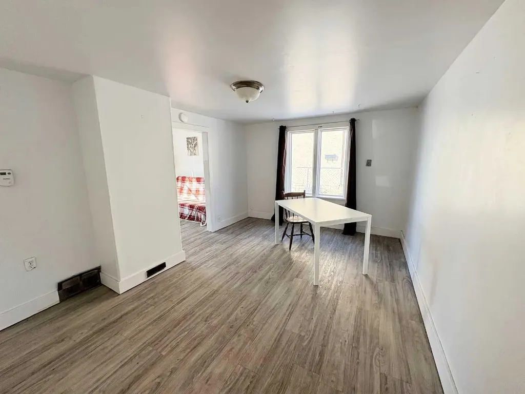 5310 46 Avenue Vermilion AB T9X 1X8