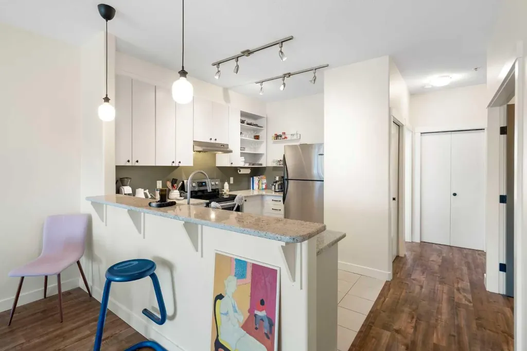 830 Centre Avenue NE Calgary AB T2E 9C3
