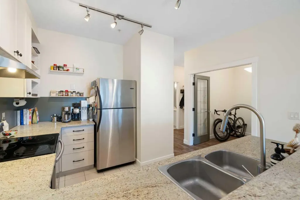 830 Centre Avenue NE Calgary AB T2E 9C3