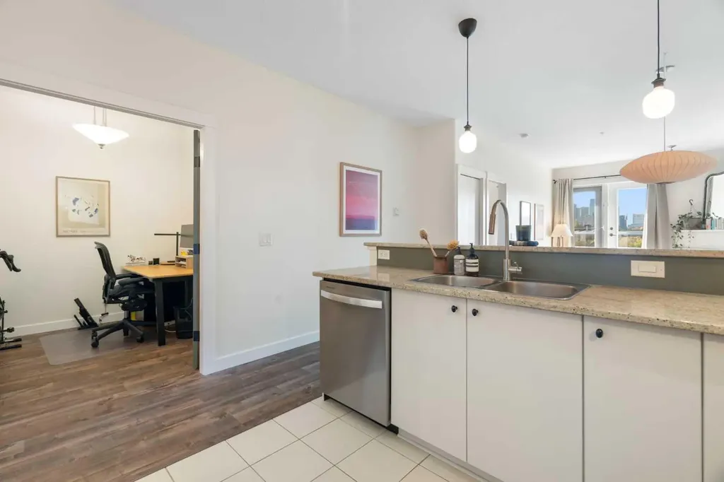 830 Centre Avenue NE Calgary AB T2E 9C3