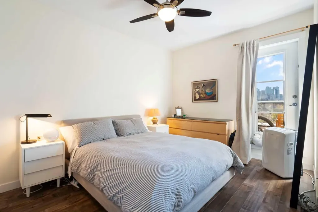 830 Centre Avenue NE Calgary AB T2E 9C3