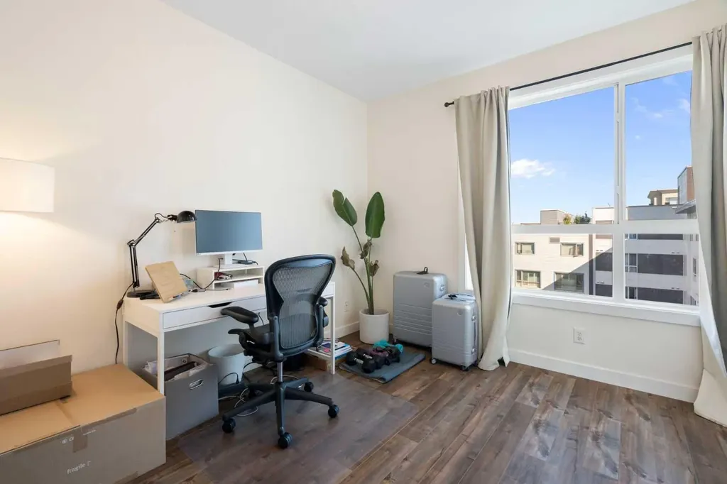 830 Centre Avenue NE Calgary AB T2E 9C3