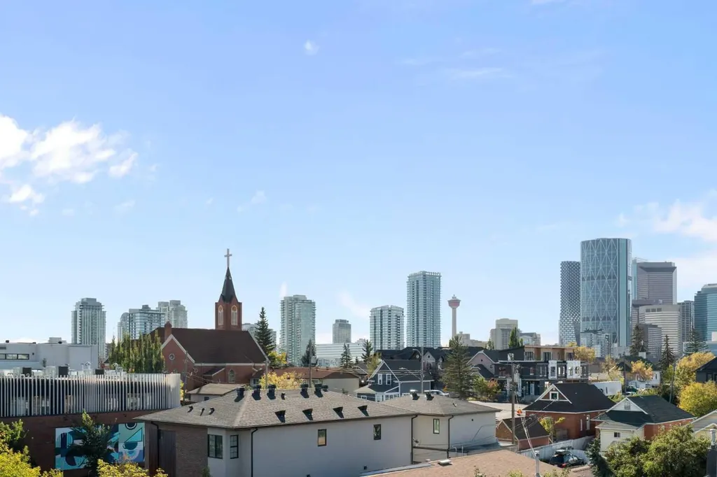 830 Centre Avenue NE Calgary AB T2E 9C3