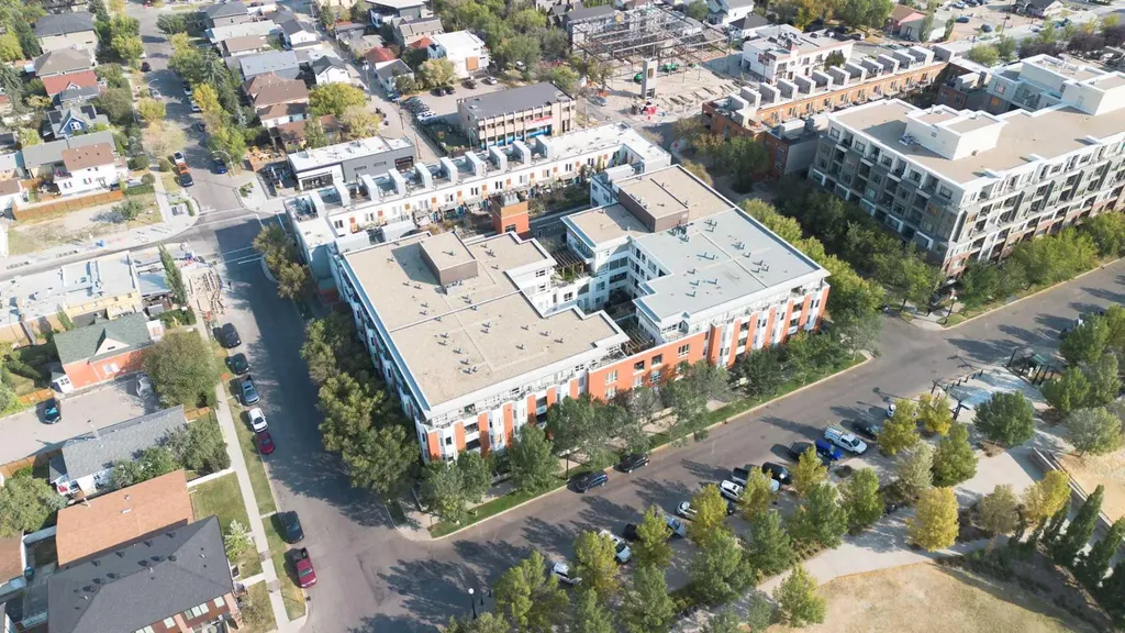 830 Centre Avenue NE Calgary AB T2E 9C3