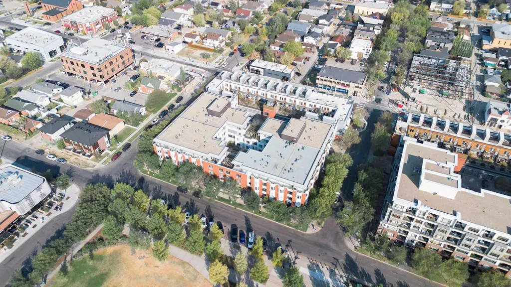 830 Centre Avenue NE Calgary AB T2E 9C3
