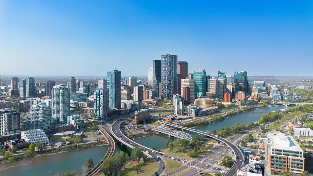 830 Centre Avenue NE Calgary AB T2E 9C3