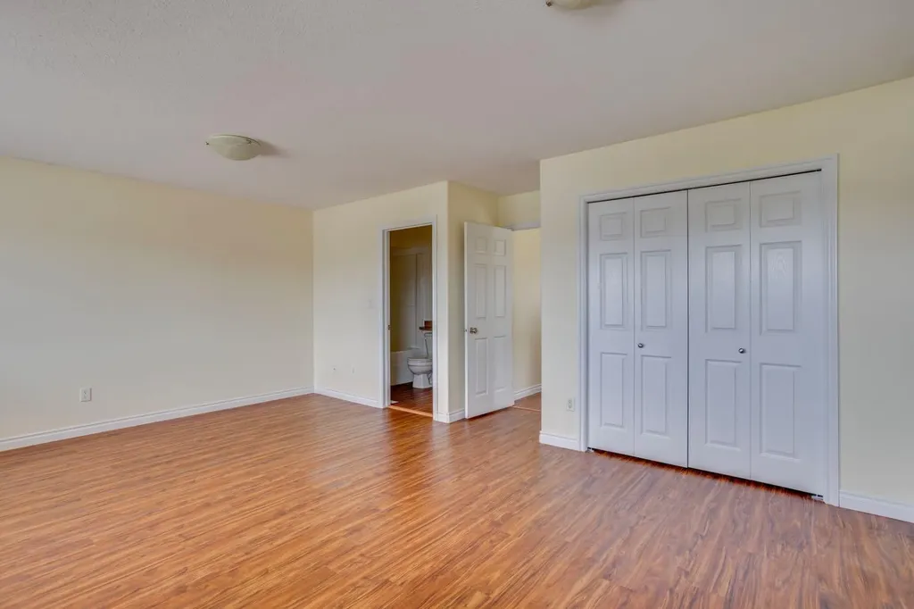 123 Cottonwood Creek Way Fort Mcmurray AB T9K 2V2