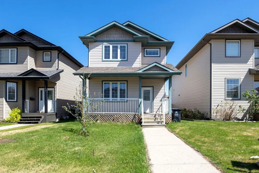 123 Cottonwood Creek Way Fort Mcmurray AB T9K 2V2