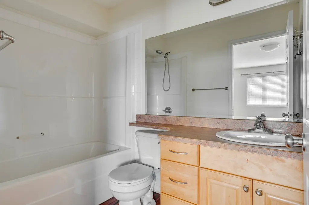 123 Cottonwood Creek Way Fort Mcmurray AB T9K 2V2