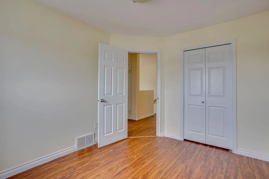 123 Cottonwood Creek Way Fort Mcmurray AB T9K 2V2