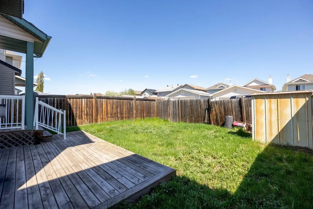 123 Cottonwood Creek Way Fort Mcmurray AB T9K 2V2