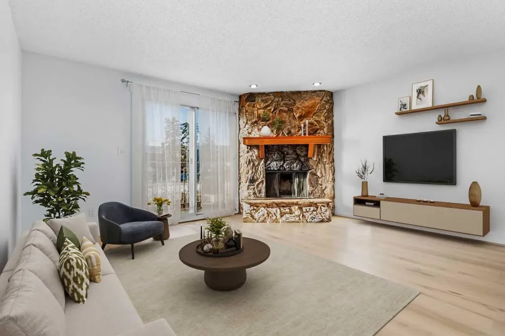 7006A Bowness Road NW Calgary AB T3B 0G4