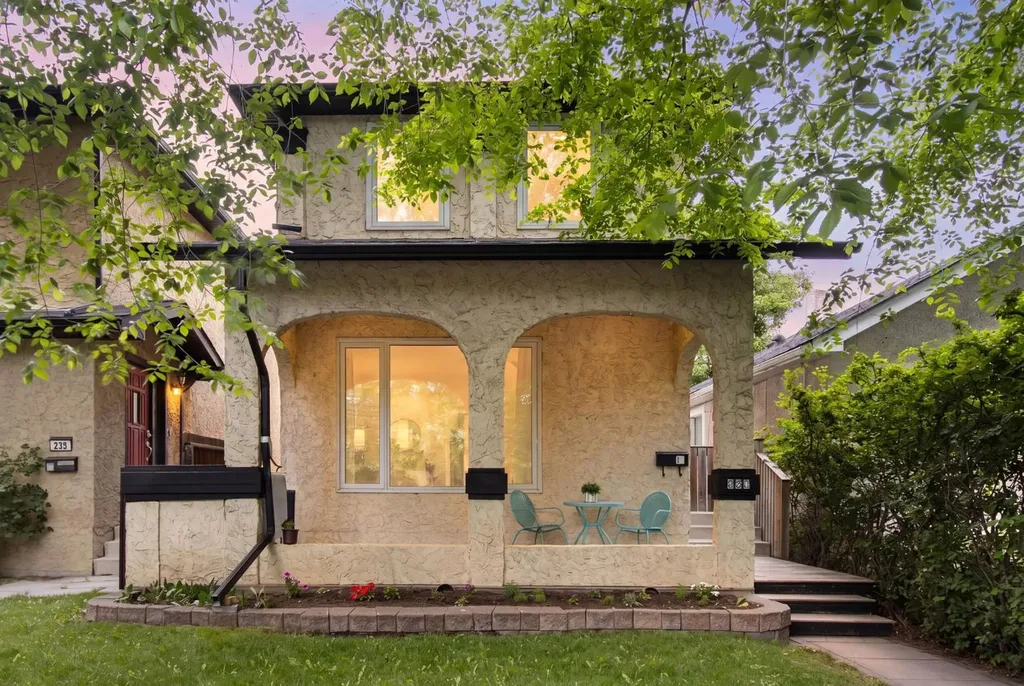 230 11 Avenue NE Calgary AB T2E 0Y8