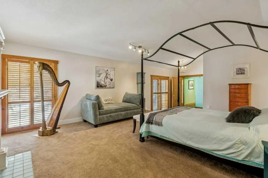 4 Pine Avenue Bragg Creek AB T0L 0K0