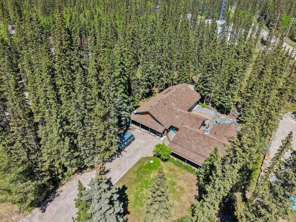 4 Pine Avenue Bragg Creek AB T0L 0K0