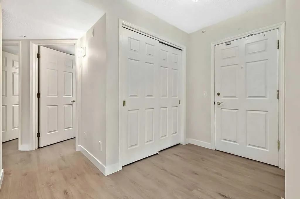 1103 Hawksbrow Point NW Calgary AB T3G 4C9