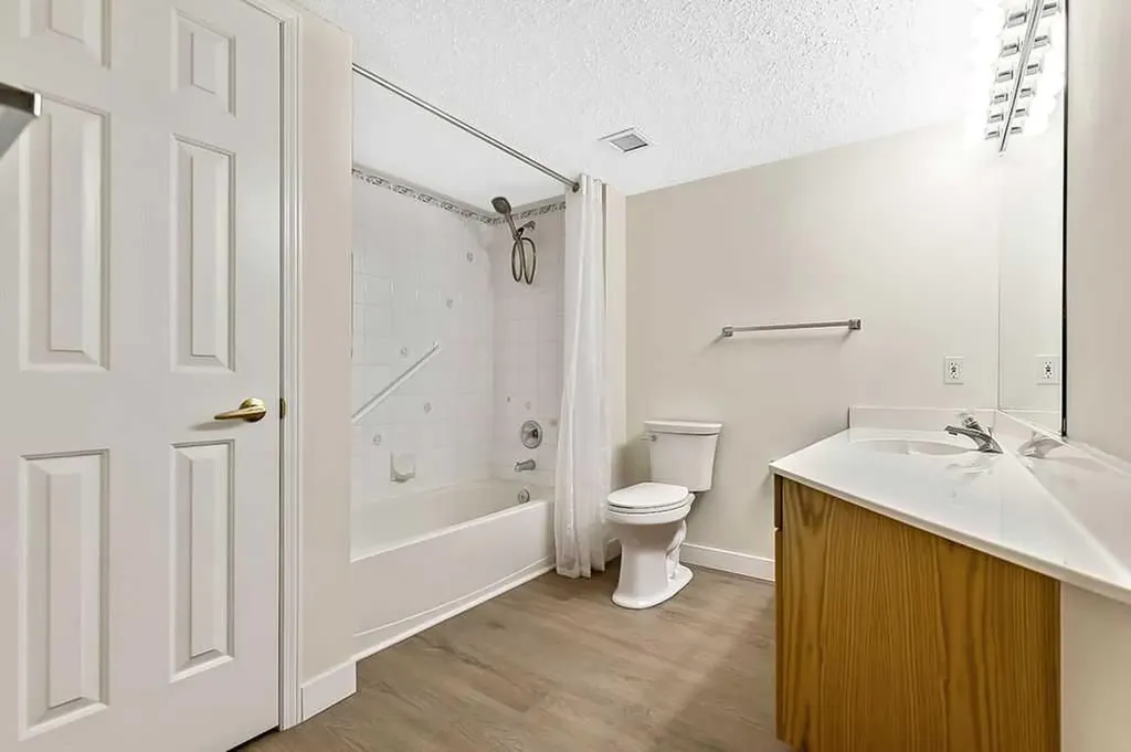 1103 Hawksbrow Point NW Calgary AB T3G 4C9
