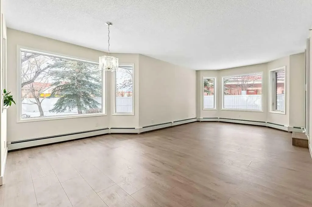 1103 Hawksbrow Point NW Calgary AB T3G 4C9