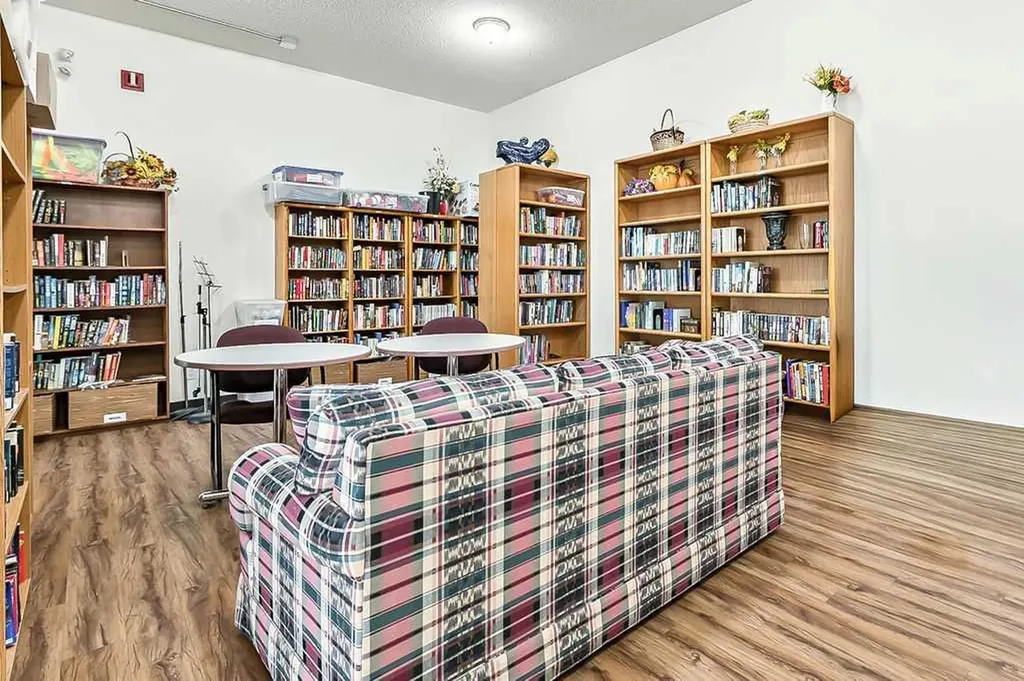 1103 Hawksbrow Point NW Calgary AB T3G 4C9