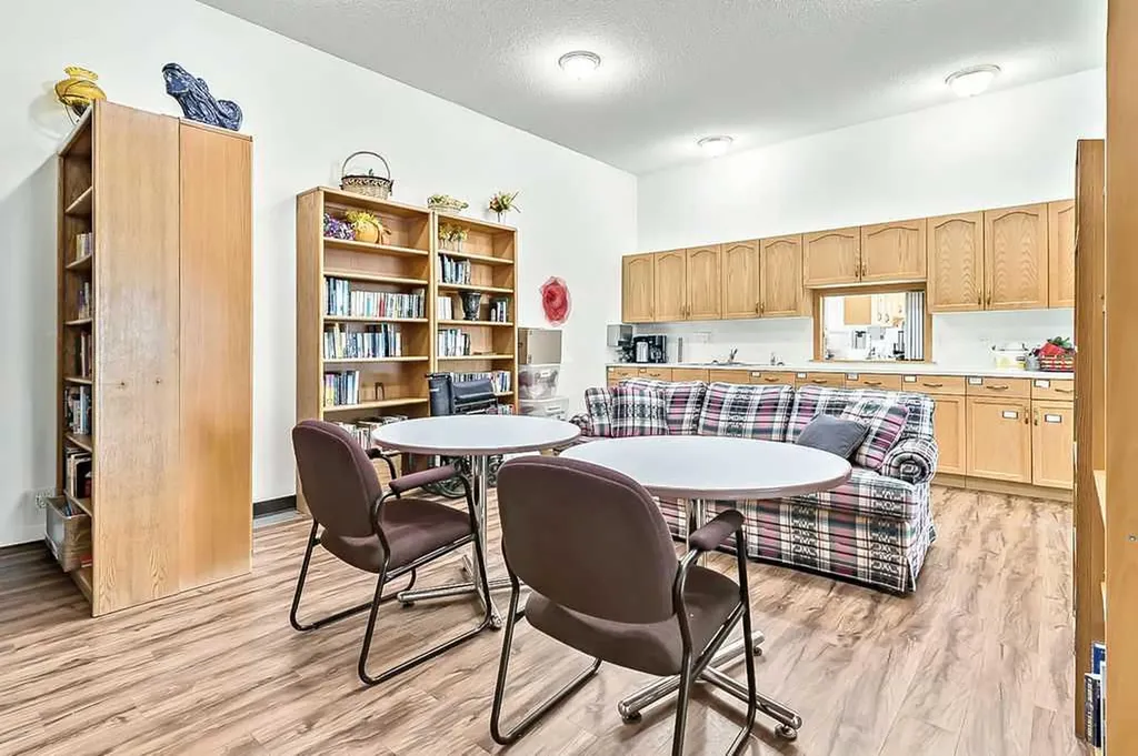 1103 Hawksbrow Point NW Calgary AB T3G 4C9