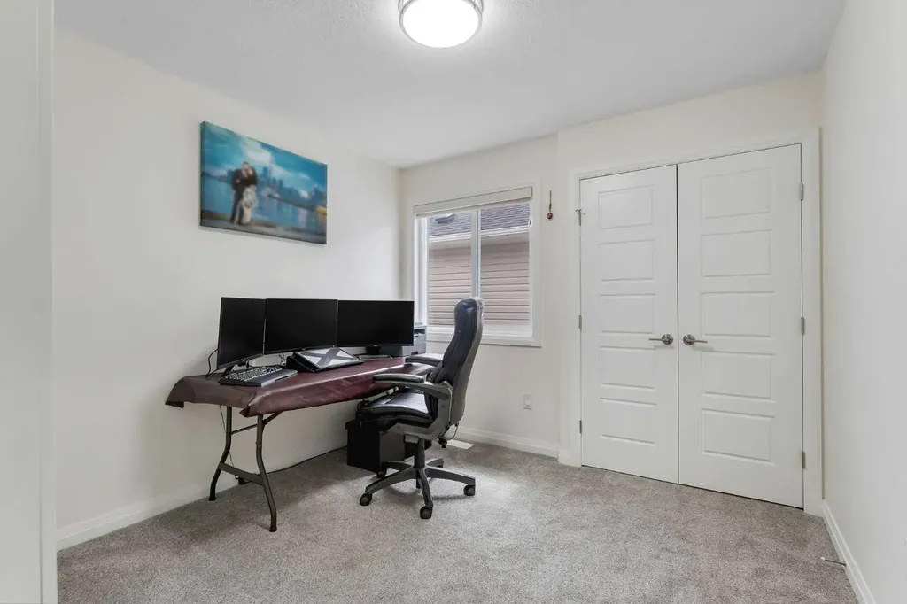 838 Edgefield Street Strathmore AB T0J 1Y0