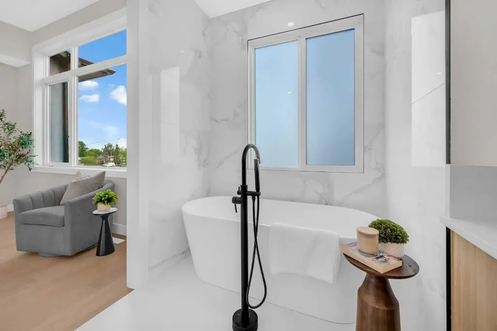 8114 Bowness Road NW Calgary AB T3B 0H6