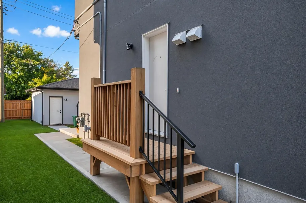 8114 Bowness Road NW Calgary AB T3B 0H6