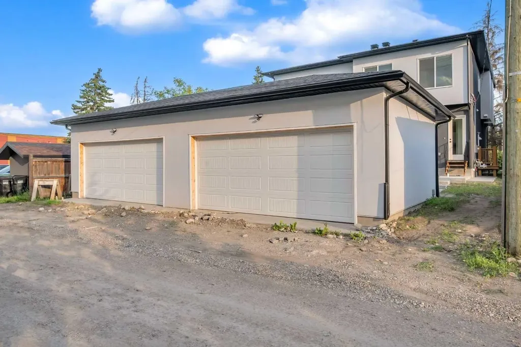 8114 Bowness Road NW Calgary AB T3B 0H6