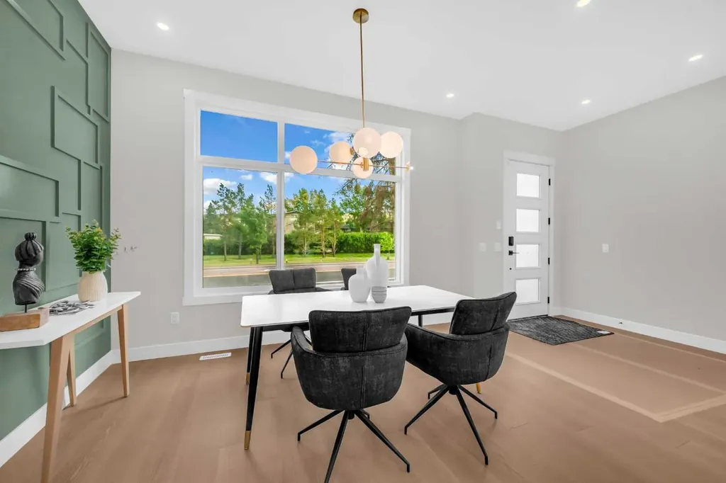 8114 Bowness Road NW Calgary AB T3B 0H6