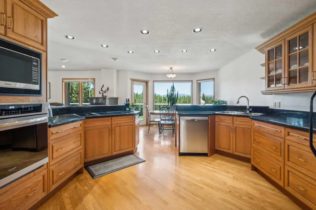 146219 371 Street W Rural Foothills County AB T0L 0K0