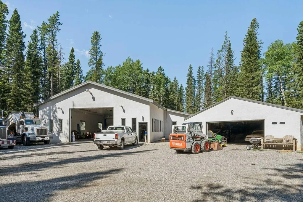 146219 371 Street W Rural Foothills County AB T0L 0K0
